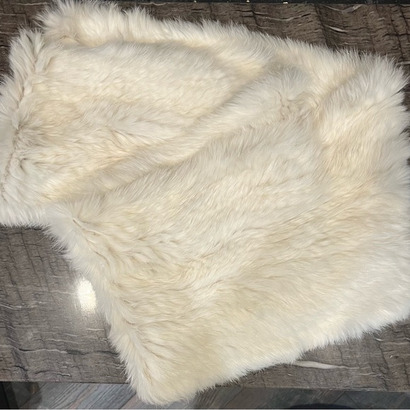 Jocelyn White rabbit fur infinity scarf - worn once - Picture 4 of 6